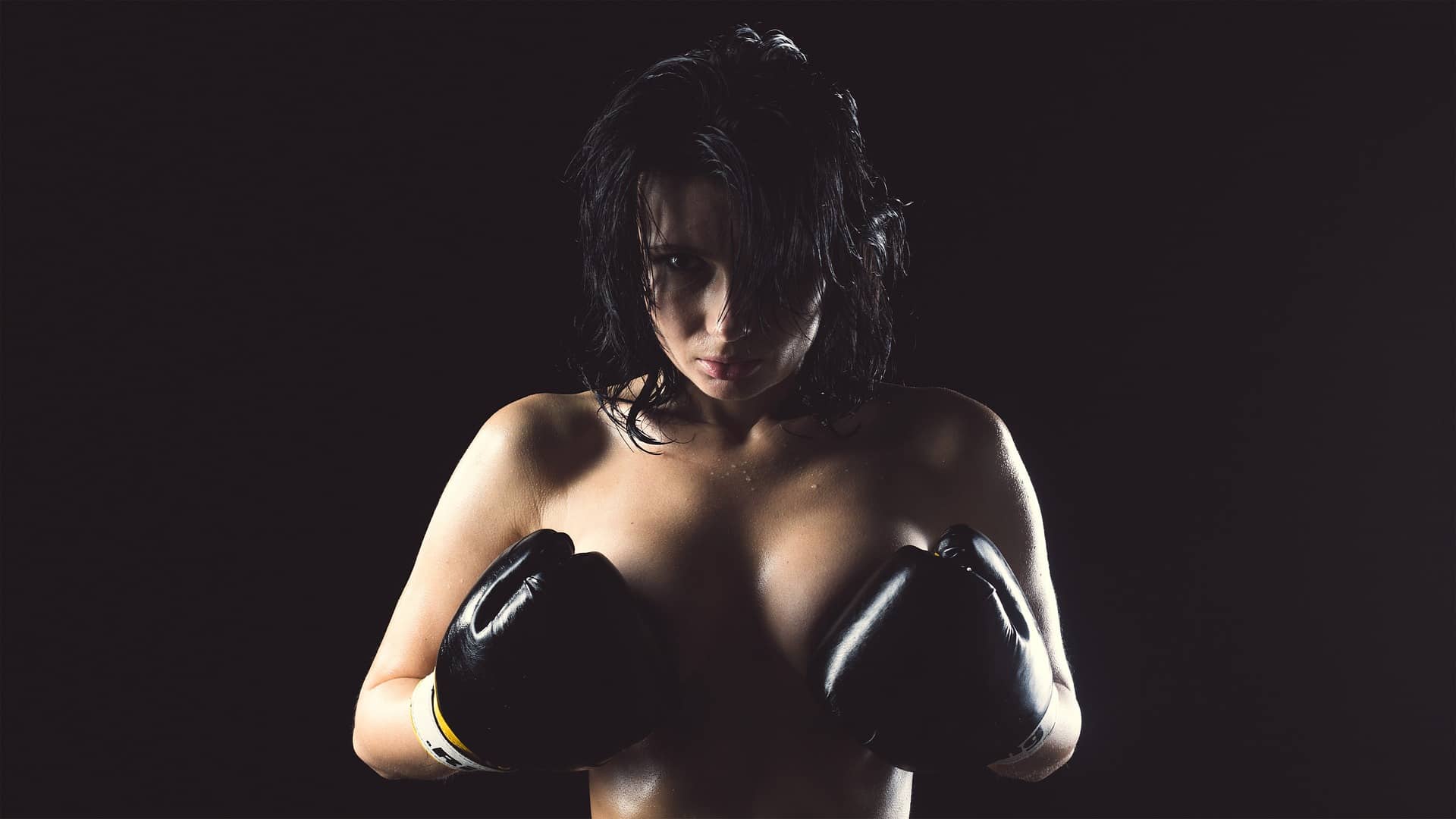 female boxer
